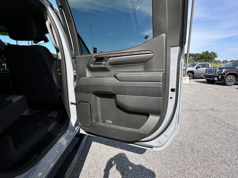 Used 2024 GMC Sierra 1500 Elevation AWD/4WD image 16