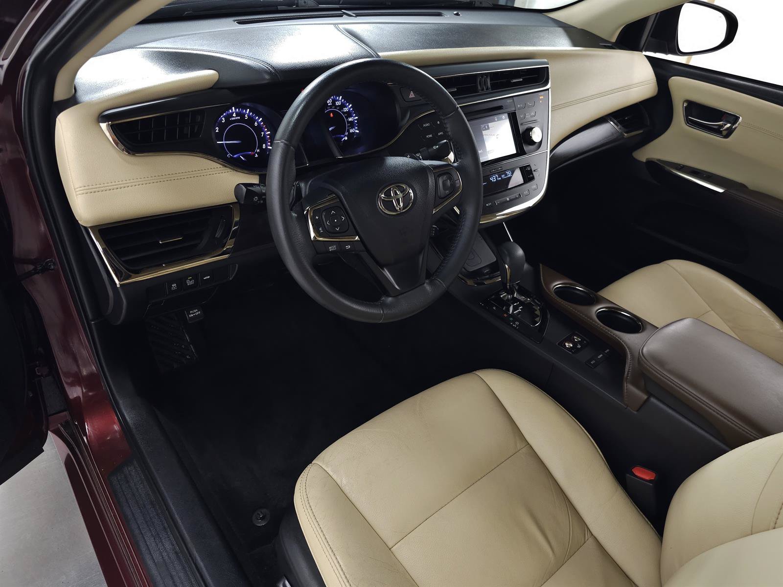 Used 2016 Toyota Avalon XLE Premium FWD image 12