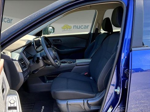 Used 2023 Nissan Rogue S AWD/4WD image 11