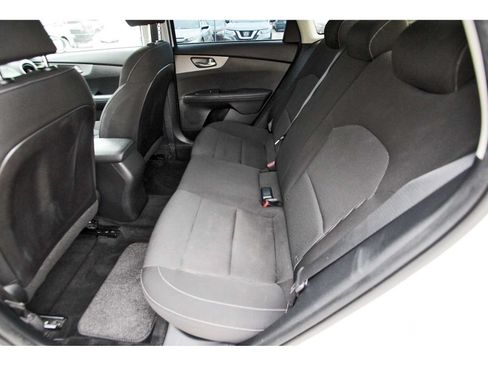 Used 2021 Kia Forte LXS FWD image 12