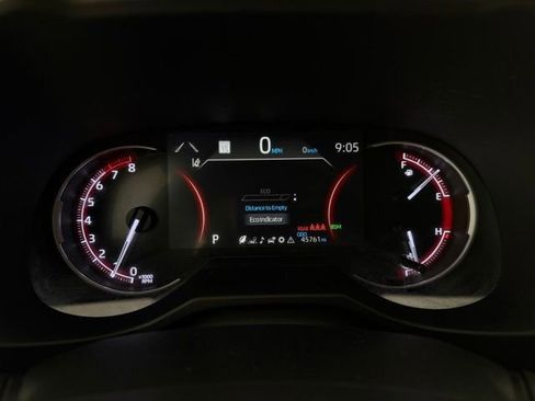 Used 2024 Toyota RAV4 XLE AWD/4WD image 18