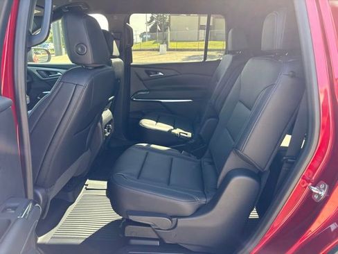 New 2026 Chevrolet Traverse LT AWD/4WD image 12
