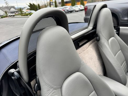Used 2001 Porsche Boxster S image 24