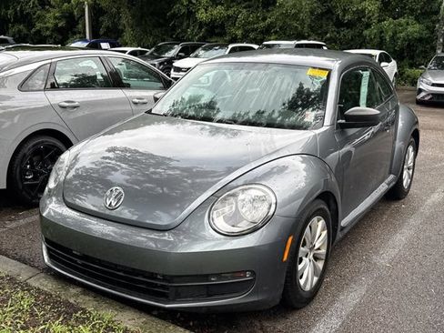 Used 2016 Volkswagen Beetle 1.8T Classic FWD image 3