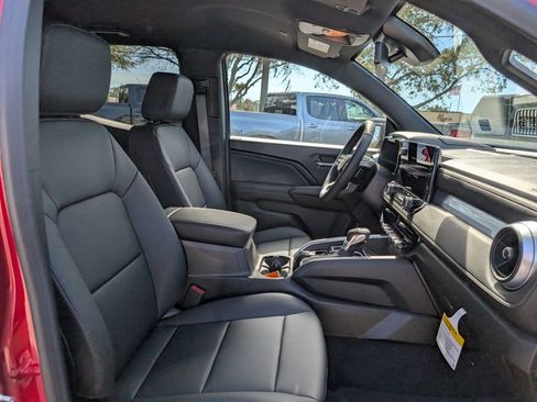 New 2026 Chevrolet Colorado LT w/ LT Convenience Package image 16