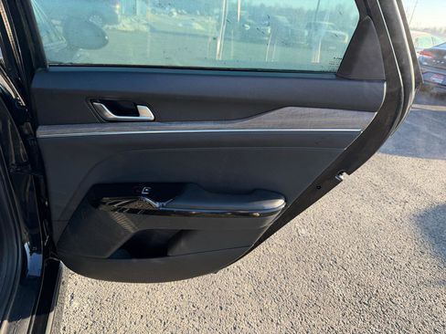 Used 2023 Kia K5 EX image 17
