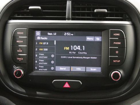 Used 2020 Kia Soul LX image 29