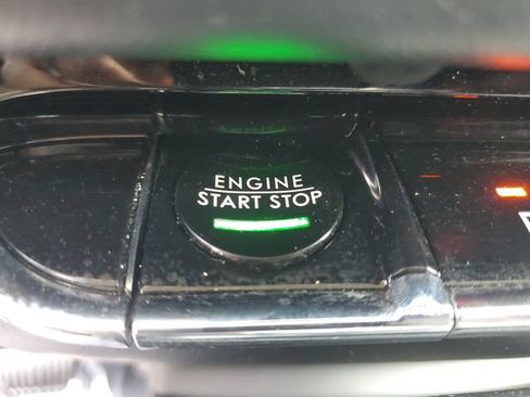 Certified 2023 Lincoln Nautilus Reserve AWD/4WD image 12
