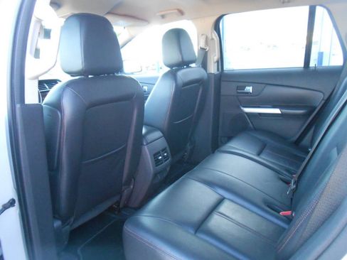 Used 2013 Ford Edge SEL image 11