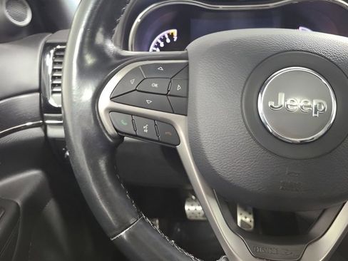 Used 2020 Jeep Grand Cherokee High Altitude AWD/4WD image 29