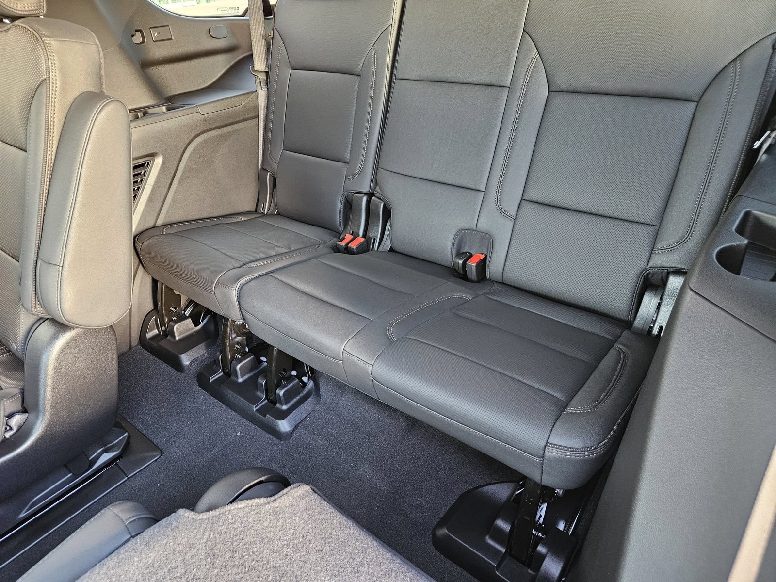 New 2026 Chevrolet Tahoe High Country AWD/4WD image 30