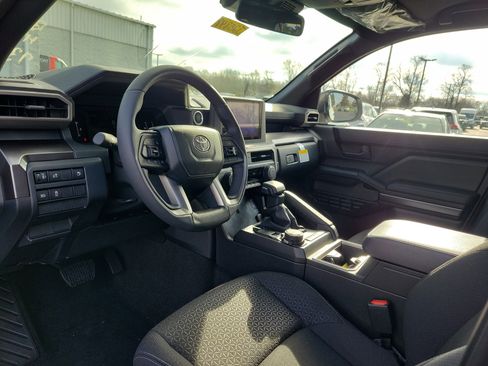 New 2025 Toyota 4Runner SR5 image 19