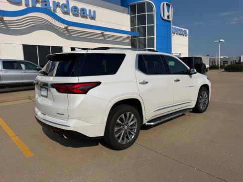 Used 2023 Chevrolet Traverse Premier w/ LPO, Floor Liner Package AWD/4WD image 2