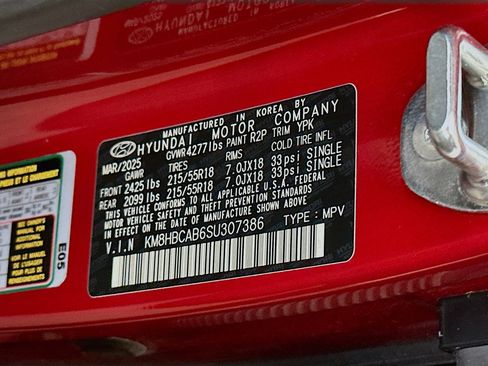 Used 2025 Hyundai Kona SEL image 12