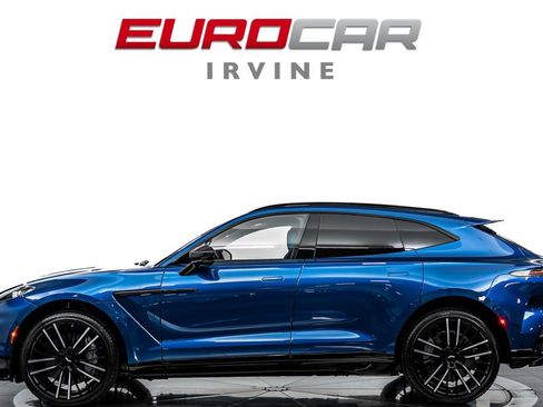 Used 2023 Aston Martin DBX 707 AWD/4WD image 2