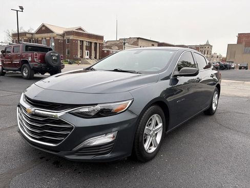 Used 2020 Chevrolet Malibu LS w/ LPO, Convenience Package 2 FWD image 2