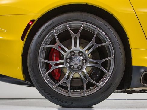Used 2013 SRT Viper GTS w/ Track Pkg RWD image 16