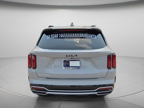 Used 2023 Kia Sorento EX FWD image 5