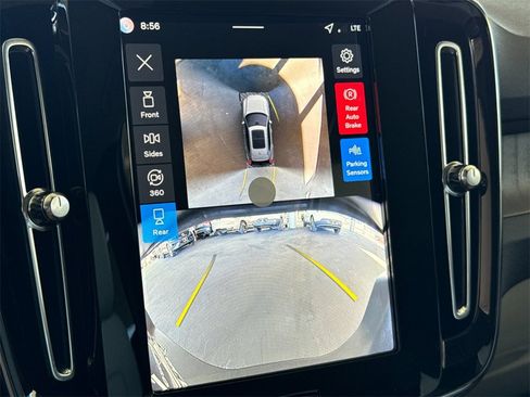 New 2026 Volvo XC40 B4 Plus image 19