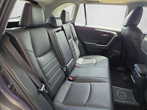 Used 2021 Toyota RAV4 XLE Premium FWD image 19