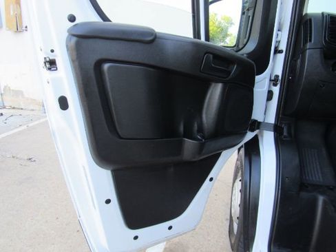 Used 2023 RAM ProMaster 2500 image 11