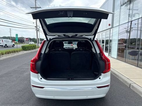 Used 2024 Volvo XC90 B5 Core w/ Climate Package AWD/4WD image 11