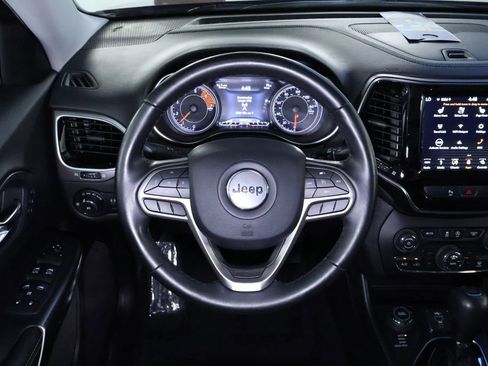 Used 2019 Jeep Cherokee Limited w/ Luxury Group image 20