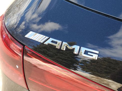 Used 2025 Mercedes-Benz GLA 35 AMG 4MATIC image 31