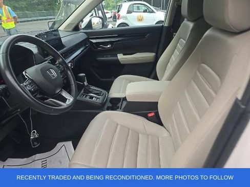 Used 2023 Honda CR-V EX-L image 3