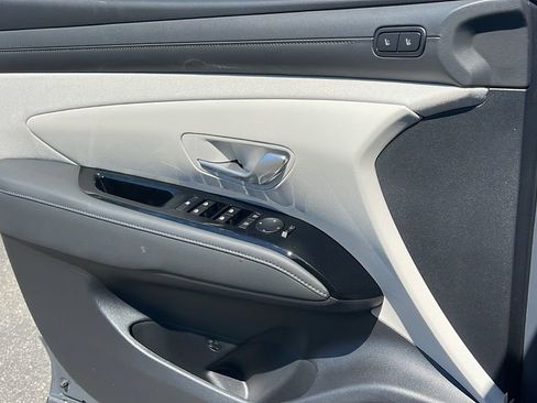 New 2025 Hyundai Tucson Limited image 25