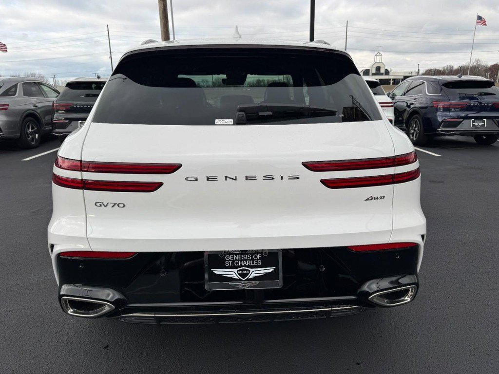 Used 2026 Genesis GV70 2.5T Sport Prestige AWD/4WD image 4