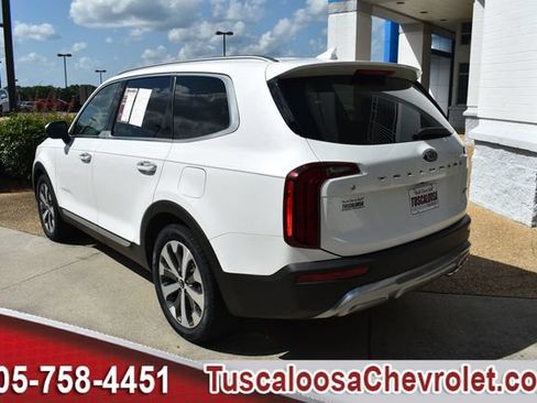 Used 2020 Kia Telluride S w/ S 8 Passenger Seating Package FWD image 7