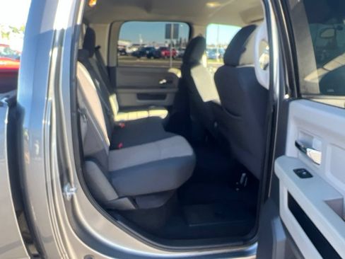 Used 2011 RAM 1500 Classic SLT w/ Luxury Group AWD/4WD image 38