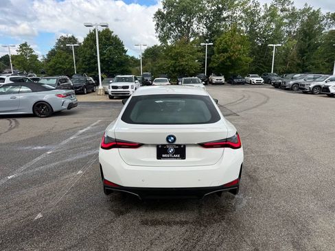 Used 2023 BMW i4 eDrive40 w/ Premium Package RWD image 4