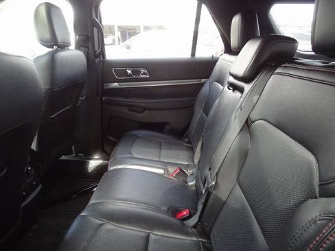 Used 2019 Ford Explorer Sport w/ Equipment Group 401A image 8
