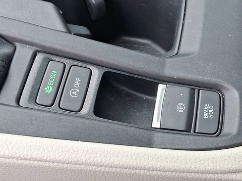 Used 2025 Honda Accord LX image 25