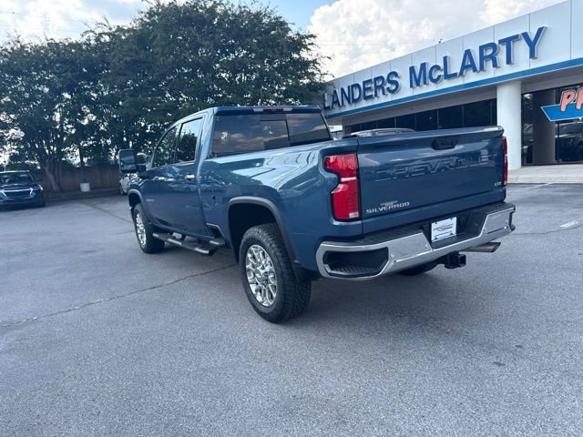 Used 2025 Chevrolet Silverado 2500 LTZ w/ LTZ Convenience Package AWD/4WD image 17