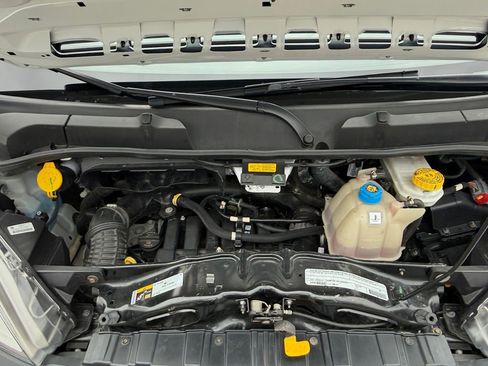 Used 2024 RAM ProMaster 2500 w/ Convenience Group image 22