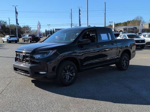 Used 2024 Honda Ridgeline Sport image 7