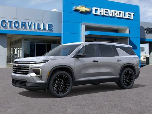 New 2026 Chevrolet Traverse LT FWD image 2