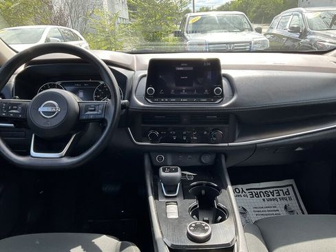 Used 2023 Nissan Rogue S AWD/4WD image 13