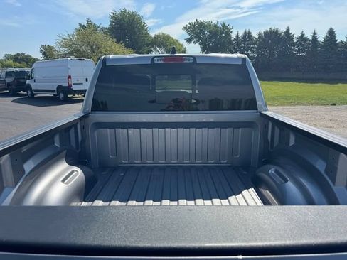 Certified 2024 RAM 1500 Tradesman w/ Night Edition AWD/4WD image 17