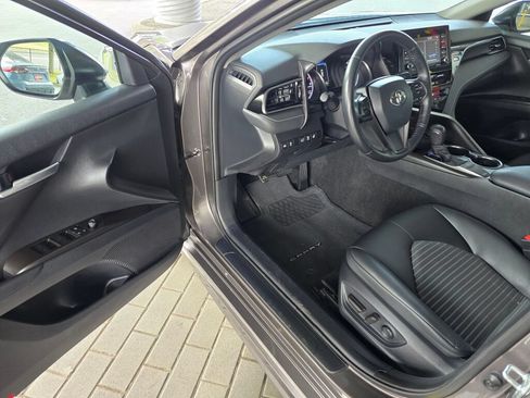 Used 2024 Toyota Camry SE w/ Cold Weather Package FWD image 19