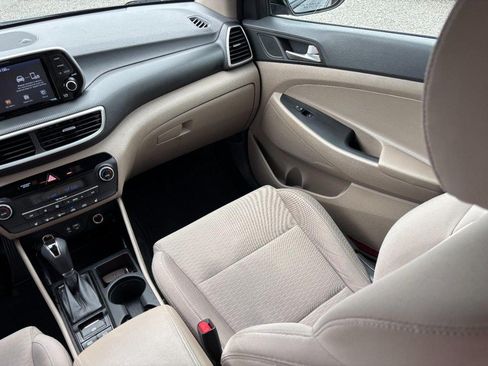 Used 2019 Hyundai Tucson SEL FWD image 16