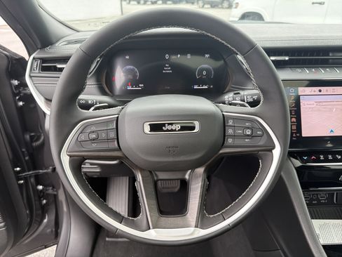 New 2026 Jeep Grand Cherokee L 2WD image 28