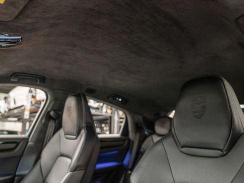 Used 2023 Porsche Cayenne Turbo GT image 18