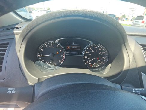 Used 2016 Nissan Altima 2.5 SV w/ Convenience Package FWD image 15