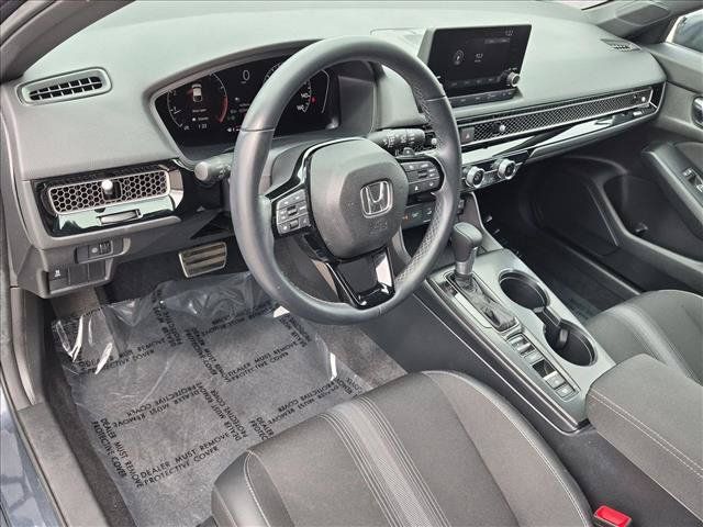 Used 2025 Honda Civic Sport image 10