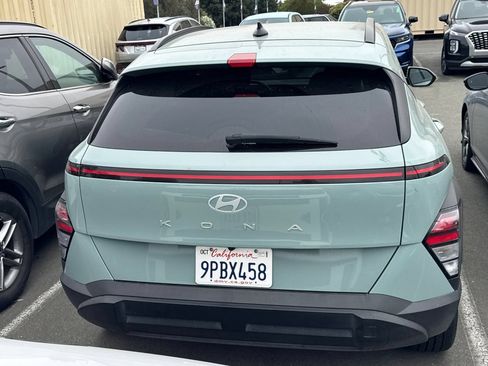 Used 2025 Hyundai Kona SEL FWD image 6