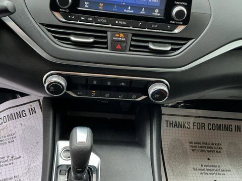Used 2022 Nissan Altima 2.5 S image 13
